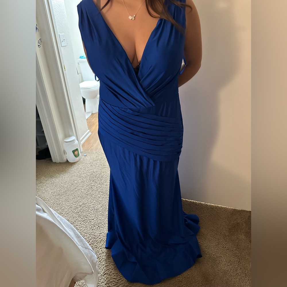 Brand new Hebeos Dress